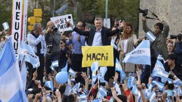Macri en Neuquen: la marcha #SiSePuede en fotos