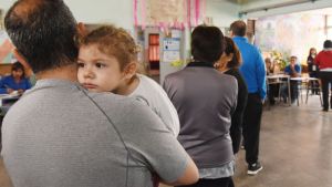 Postales del domingo de elecciones en Roca