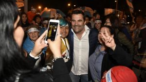 Bajo la lluvia comenzaron  los festejos en Neuquén