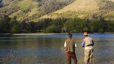 Los pescadores piden libre circulación por los ríos. (Foto: Archivo Patricio Rodríguez).
