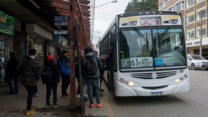 Piden investigar el nuevo convenio que Gennuso suscribió con Mi Bus