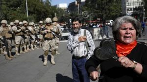 Chile: media sanción para la reducción de la jornada laboral en medio de protestas