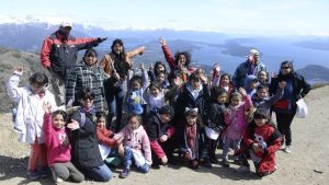 Una mañana, los chicos de la escuela del barrio Unión conocieron el cerro Otto