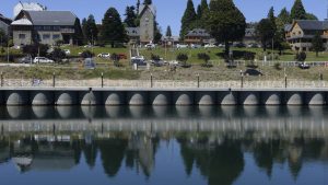 Bariloche firma un plan de pagos por una deuda millonaria con AFIP