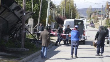 Incendio fatal en Bariloche: un niño y sus padres fueron internados