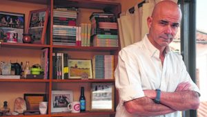 Eduardo Sacheri: “El mundo del cine me gusta, pero voy sólo cuando me llaman”