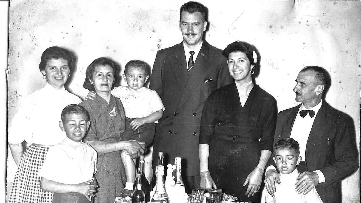 Luis Coisson, un odontólogo pionero en Centenario - Diario Río Negro