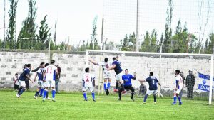 Emociones clásicas y dos nuevos clasificados en la Liga Confluencia