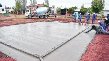 Comenzó la construcción de los destacamentos policiales en Cutral Co y Plaza Huincul
