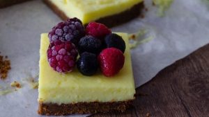 Cuadrados de limón sin azúcar para los golosos