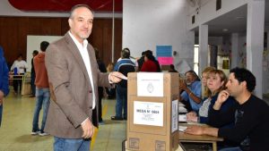Doñate votó y llamó a acercarse con «esperanza a elegir el futuro»