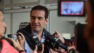 Después de la muerte de Quiroga y el revés de Crexell, Cervi apuesta al balotaje