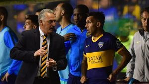 Boca confirmó los once titulares: Tevez y Ábila, la delantera