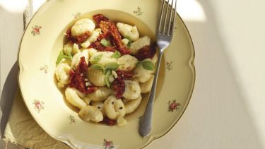 Ñoquis de ricotta y hierbas para darse un gustito