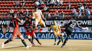 San Lorenzo perdió y Pizzi está en la cuerda floja