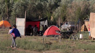 Por esta toma en Cipolletti, se frenó un proceso de expropiación