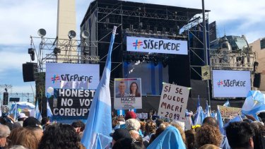 Foto: Twitter @pissanoEmi2
