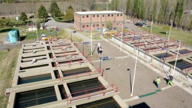 Roca: el agua potable se normalizará después del mediodía