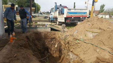 Las cuadrillas del EPAS trabajan contrareloj para solucionar el problema.