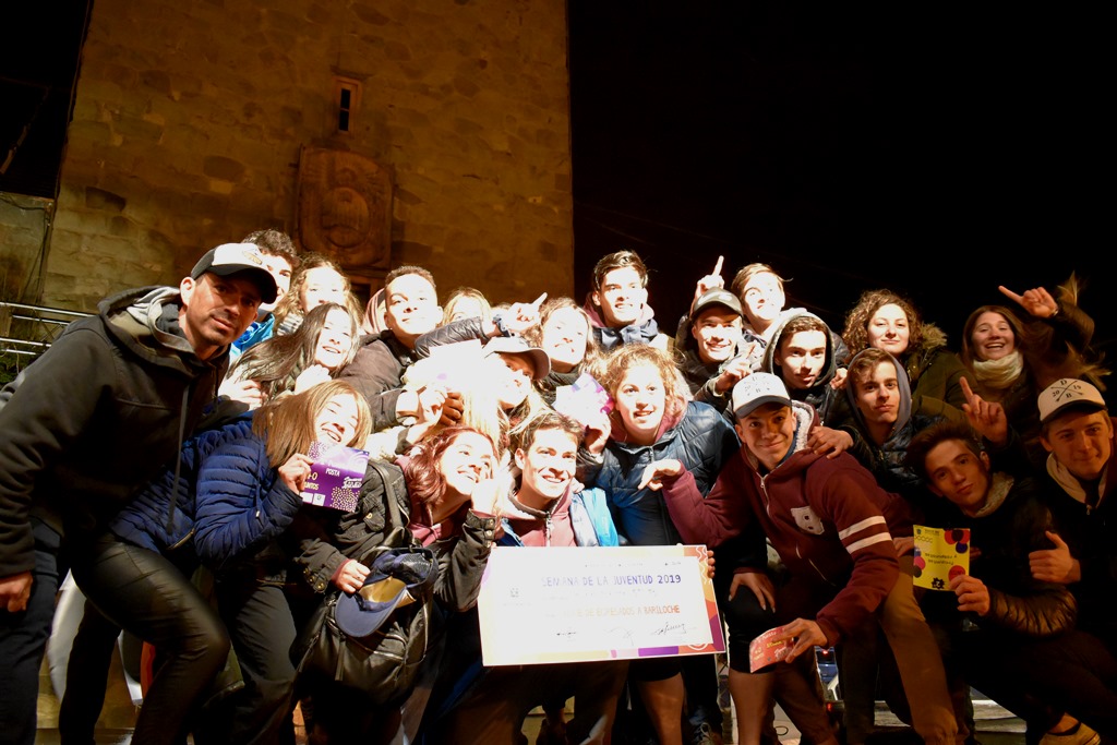 El grupo de alumnos de 5toB del colegio Don Bosco, ganó la Semana de la Juventud en Bariloche. gentileza