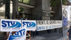 Administrativos de Vialidad Nacional están de paro por deudas salariales