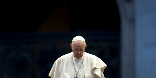 - El papa Francisco ordenó una profunda investigación por un presunto fraude financiero. - (Foto: archivo)