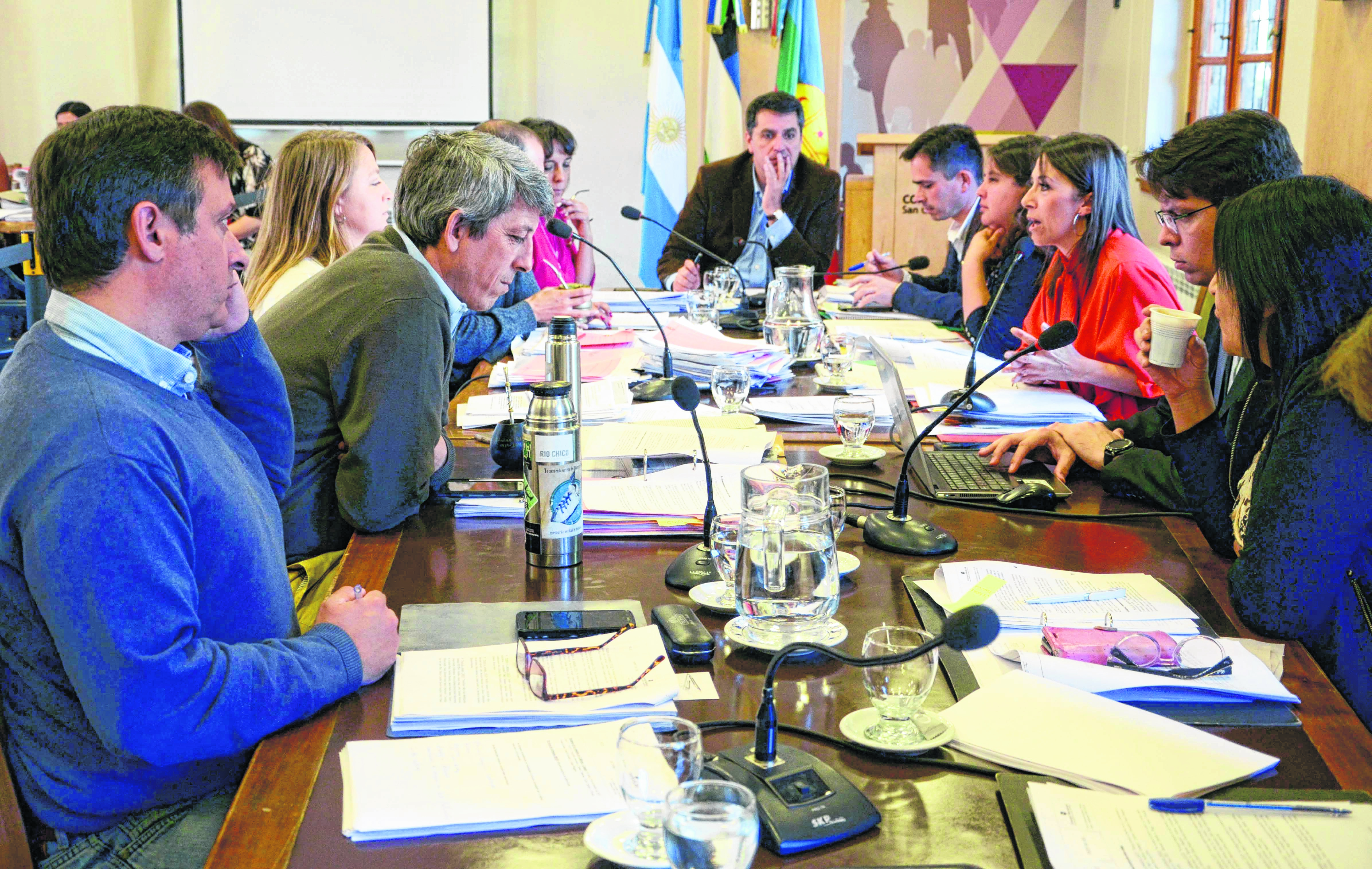 El Concejo Deliberante de Bariloche cierra un ciclo de logros, deudas y ...