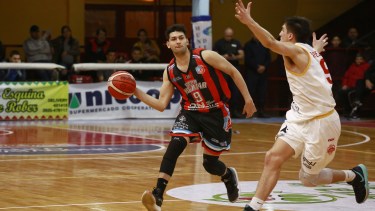 Martínez fue clave en el cierre del partido. 