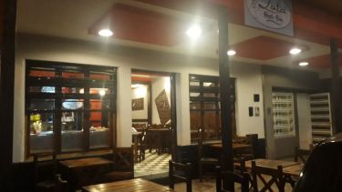 Robaron un restaurante de Allen que inauguró hace un mes
