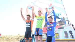 Así arrancó la novena Vuelta Ciclística en Cutral Co