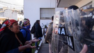Marcharon contra la violencia machista y por Rafael Nahuel