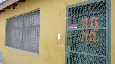 El local nocturno de Bariloche allanado por red de trata tenía como pantalla un pool y fue clausurado por la Policía Federal. Foto: Alfredo Leiva