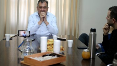 Gennuso dijo que Bariloche está atrasada en obras respecto del Valle (Chino Leiva)