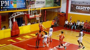 Centro Español derrotó con autoridad a Del Progreso y sigue invicto en la Liga