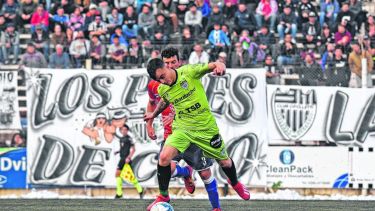 El volante albinegro insiste en que Cipo debe “hacerse fuerte de local”. 