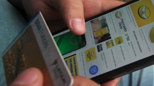 En enero bajarán las comisiones de las tarjetas de crédito y débito