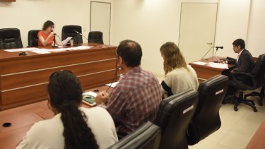 Esta mañana solicitaron un reducción de la condena del expolicía Héctor Méndez. (Foto: Juan Thomes.-)