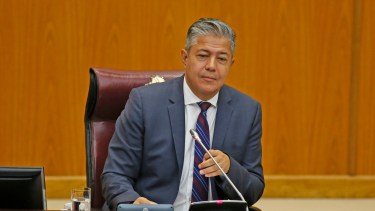 El vicegobernador dejará de ocupar el sitio de presidente de la legislatura el 10 de diciembre. Foto Juan Thomes
