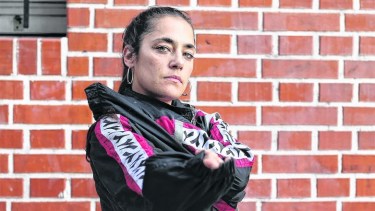 Sara Hebe no teme mezclar  ritmos en su propuesta.