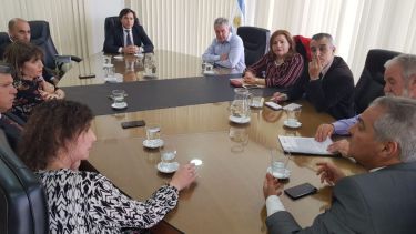 Busamia, a la derecha, reunido con Cancela, Gerez y jueces de Garantías. Habrá paz. (Foto: Gentileza)