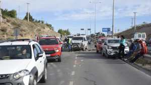 Choque en cadena sobre la Ruta 7 entre Neuquén y Centenario
