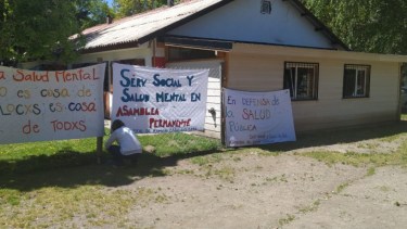 El Servicio Psicosocial del Hospital Carrillo de San Martín de los Andes ingresa este lunes en su cuarta semana de medidas de fuerza. (Gentileza)