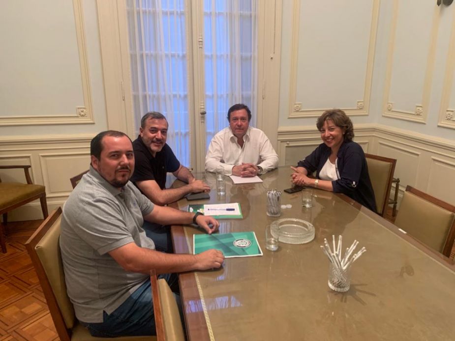 La reunión fue luego de la jura de Alberto Weretilneck, en Buenos Aires. Foto: gentileza