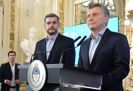Decreto da estabilidad a empleados jerárquicos de Macri