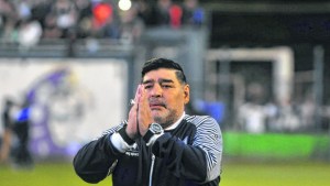 El Gimnasia de Maradona cayó ante Arsenal y sigue sin ganar en el Bosque