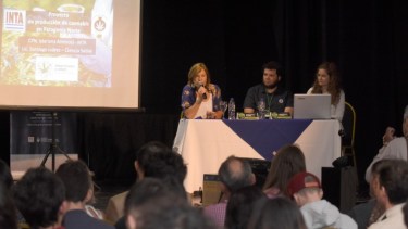 La presentación se realizó en el Centro Cultural de Cipolletti. 