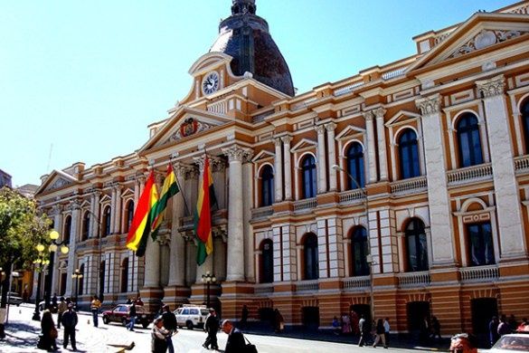 El Palacio Quemado de Bolivia. - 