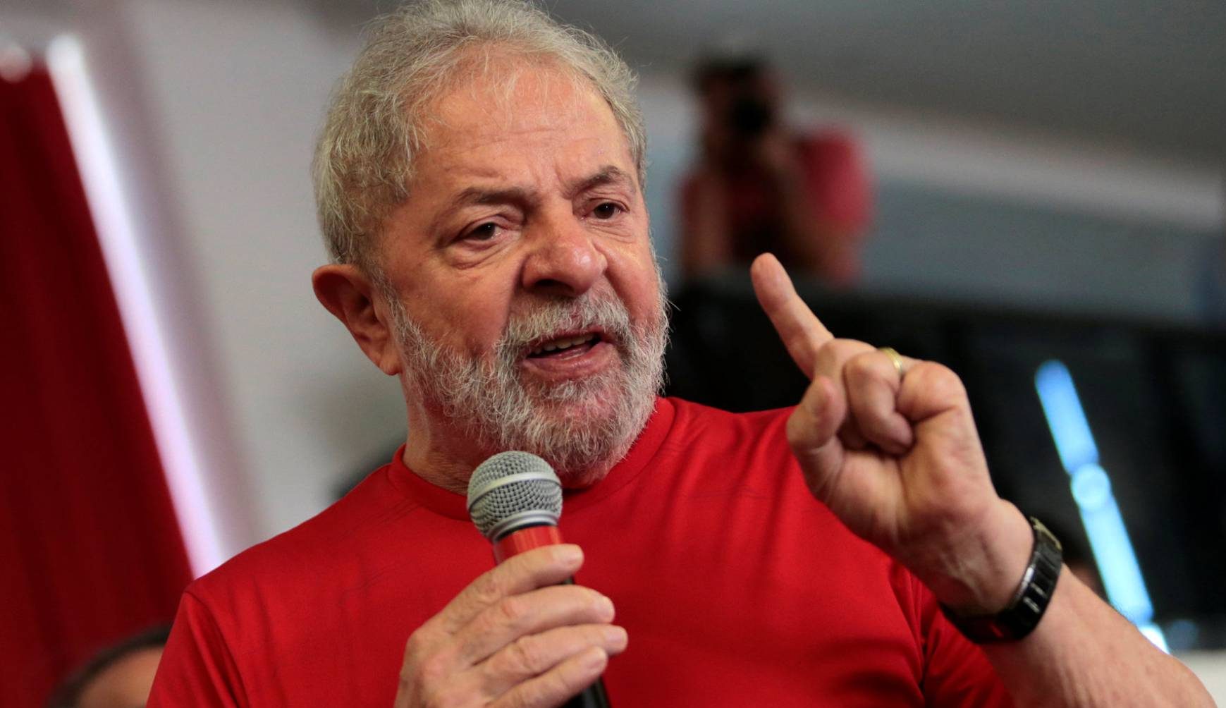 El PT de Lula no quiere que Brasil organice la Copa América. 
