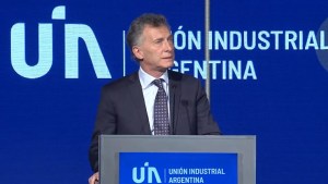 Macri asistió a la conferencia de la UIA y dejó a Fernández algunos pedidos