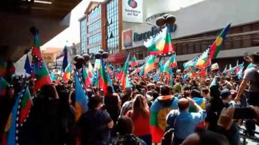 Manifestaciones en Temuco este jueves. Foto: gentileza La Nación de Chile. -